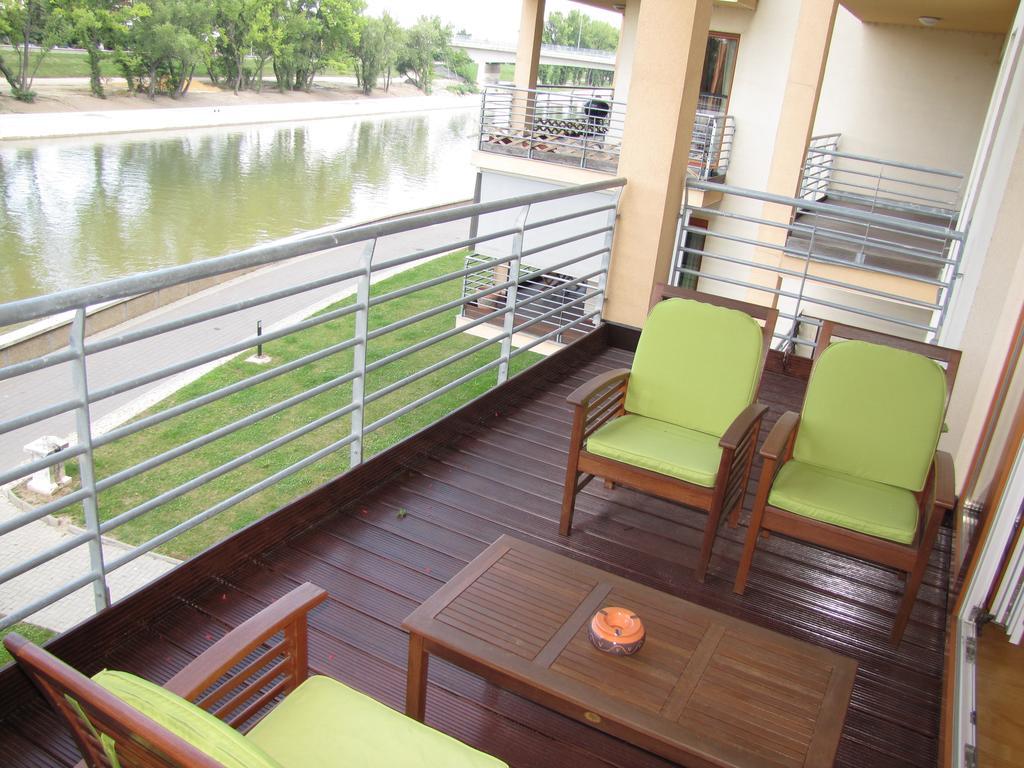 Dunalux Apartman Győr Chambre photo